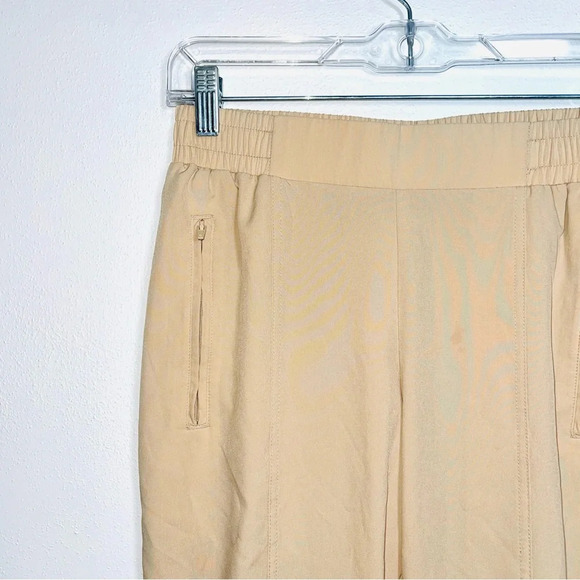 Old Navy StretchTech Tan Mid-rise Zip Ankle Relaxed Jogger Pants Small Women’s - Picture 3 of 13